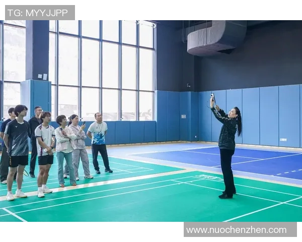 南京羽毛球队防守战术深度分析与实战应用探讨 南京羽毛球队防守战术深度分析与实战应用探讨